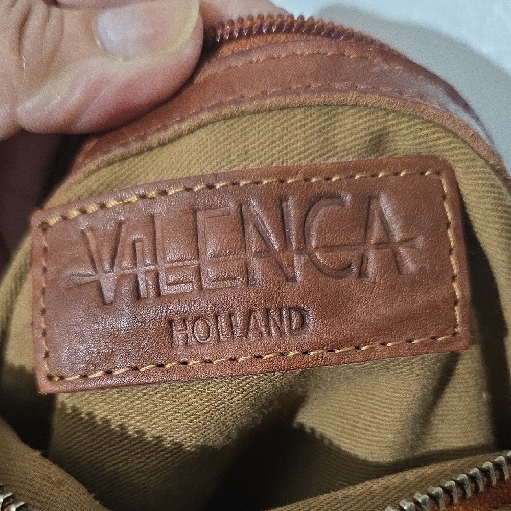 🏠 Vilenca Holland Elegant Brown Woven Adjustible Strap Crossbody Bag - Picture 10 of 13